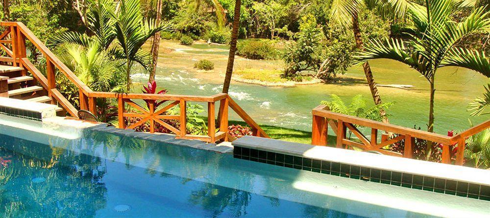 Mahogany Hall Luxury Boutique Resort Сан-Игнасио Экстерьер фото