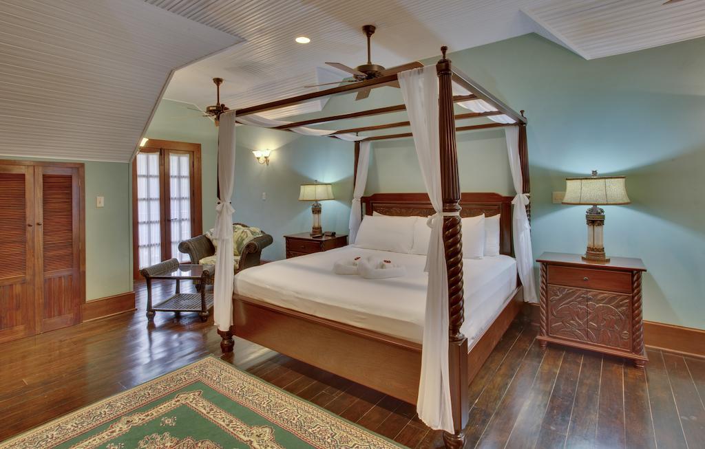 Mahogany Hall Luxury Boutique Resort Сан-Игнасио Номер фото