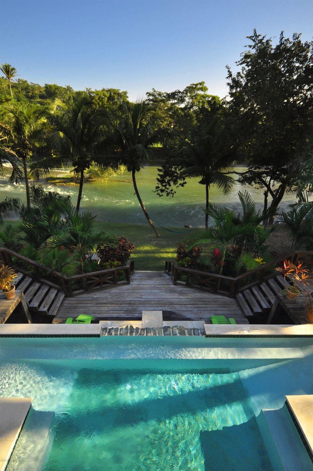 Mahogany Hall Luxury Boutique Resort Сан-Игнасио Экстерьер фото